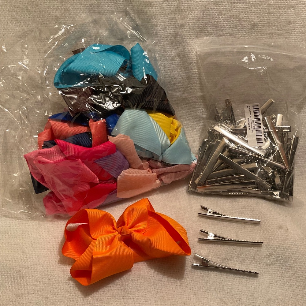 Hair Accessories Lot Cloth Clips / Silvertone Metal Styling Clips NEW - Picture 2 of 16
